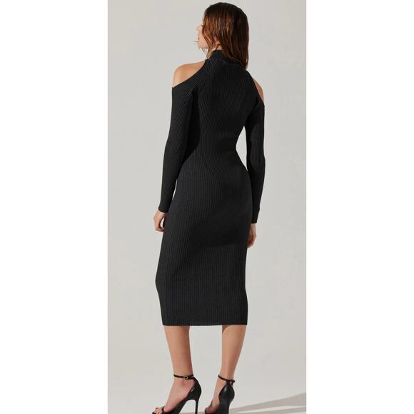 ASTR the Label Cold Shoulder Mock Neck Midi Sweater Dress in Charcoal Size XS - Picture 3 of 7